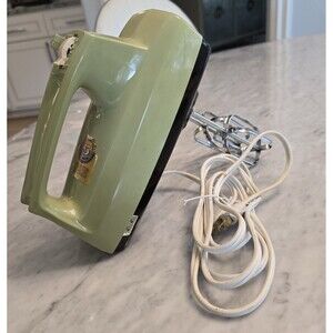 Vintage Green R-34 Type 1 IONA Hand-Held Electric Mixer Works